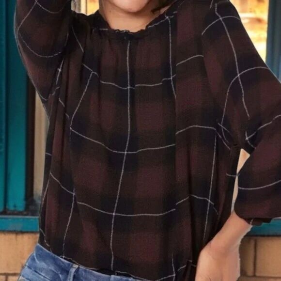 Evereve Cloth & Stone Print Pucker Plaid Top in Brick Brown/Black - Picture 1 of 13